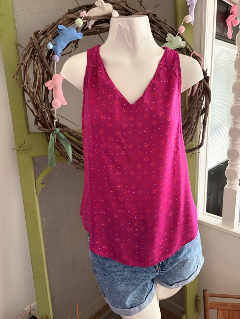 Old Navy V-Neck Fuchsia Tank Top